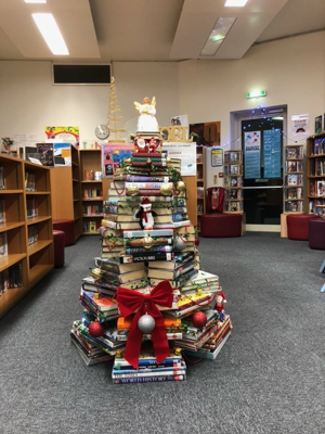 Smma library christmas tree